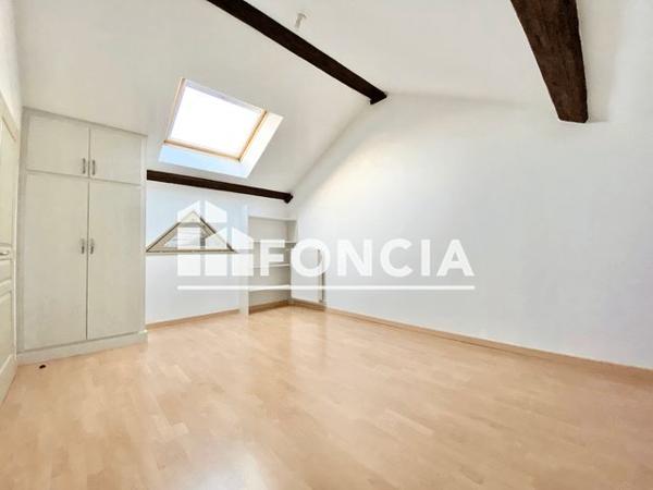 Location Appartement 5 pièces 110.91 m² - 5 PLACE ST MARTIN Remilly 57580