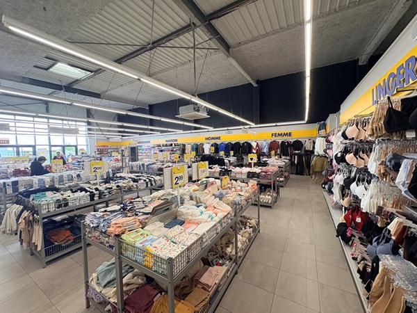 Local commerciale Zone Commerciale Leclerc , Chateau gontier sur mayenne Local commerciale Zone Commerciale Leclerc , Chateau gontier sur mayenne