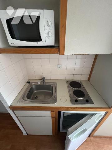 GRENOBLE: Rue Pierre SEMARD