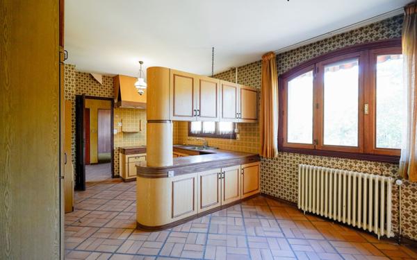 Maison à vendre    6 pièces • 208 m2 Toulouse