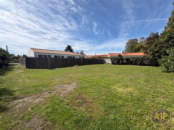 Vente terrain Challans : 112 900 € - AJP Immobilier Challans