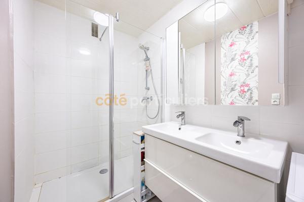 Vente
                Appartement114 m² - 5 Pièces -
                    SAINT HERBLAIN (44800)