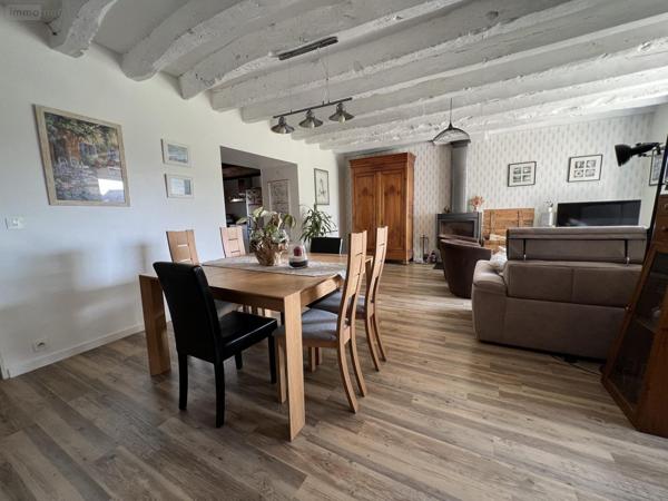 Maison à vendre à Châteaugiron en Ille-et-Vilaine (35410), ref : VM2419-35018