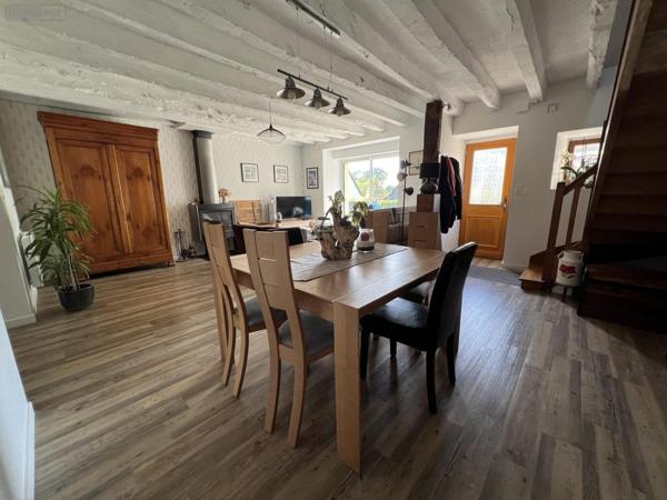 Maison à vendre à Châteaugiron en Ille-et-Vilaine (35410), ref : VM2419-35018