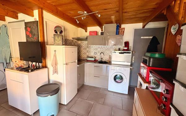 Appartement à louer    1 pièce • 21,39 m2 Narbonne