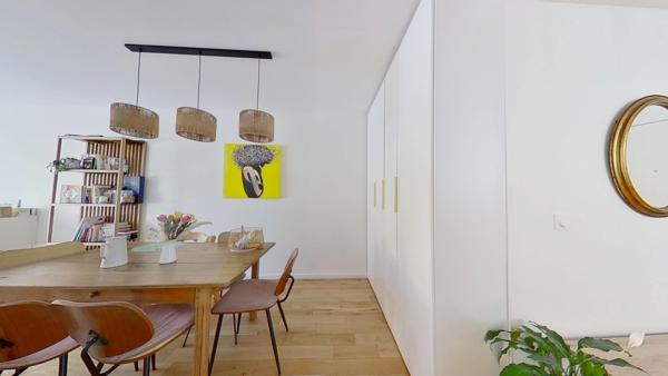 Appartement
         3 pièces
        - 75 m² Exclusivité 360 000 € *