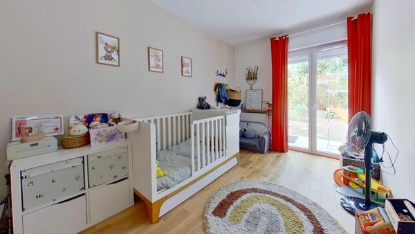 Appartement
         3 pièces
        - 75 m² Exclusivité 360 000 € *
