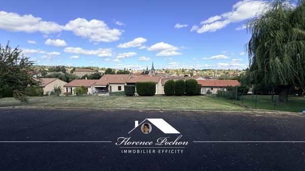 Maison
         4 pièces
        - 100 m² Exclusivité 220 000 € *
