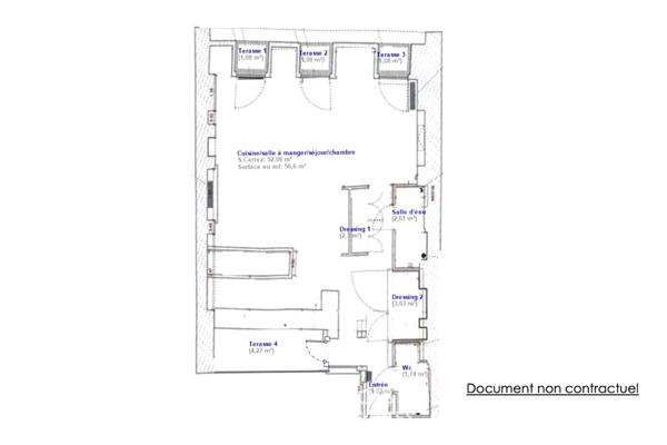 Dernier étage traversant avec extérieurs et vues – Louvre – Rivoli