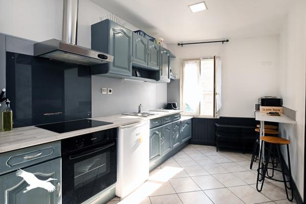 Immeuble à vendre |  La Couronne |  169 m²