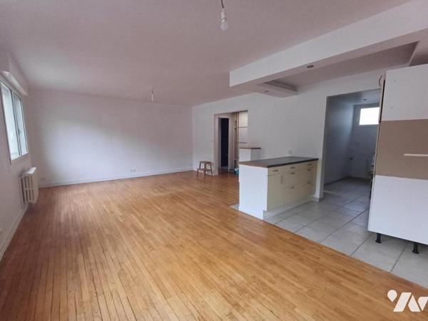 LOUDEAC   HYPER CENTRE Appartement de type 4