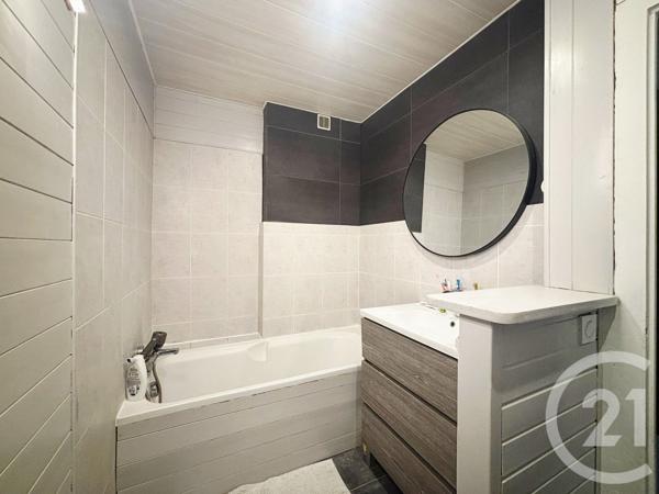 Appartement T3 à vendre  3 pièces - 67,14 m2 DRUMETTAZ CLARAFOND - 73