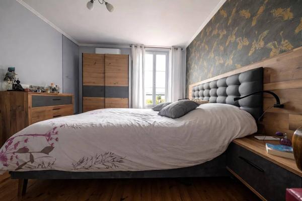 Maison de charme rénovée avec jardin intimiste