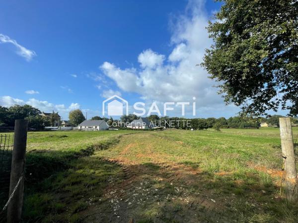Terrain de 7594 m² dont  725 m² constructible.