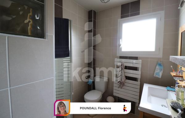 St Uze : villa T4 avec 550 m2 terrain et garage double