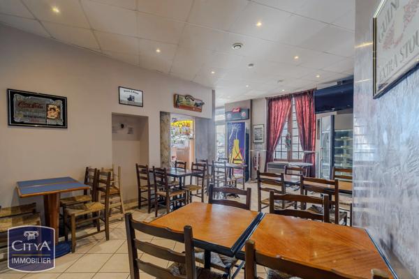 Local commercial à vendre 77m²