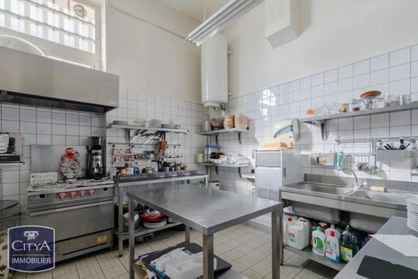 Local commercial à vendre 77m²