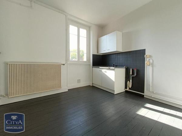 Appartement à louer 3 pièces 97.38m² Gueux (51390)
