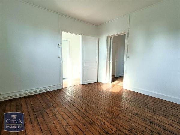 Appartement à louer 3 pièces 97.38m² Gueux (51390)