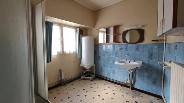 MAISON ANCIENNE NEUVILLE DE POITOU