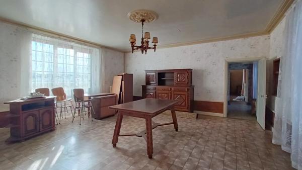 MAISON ANCIENNE NEUVILLE DE POITOU
