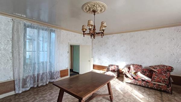 MAISON ANCIENNE NEUVILLE DE POITOU