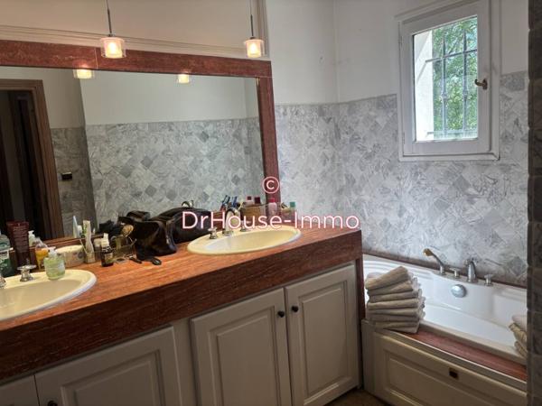 Maison à vendre 10 pièces de 212 m²