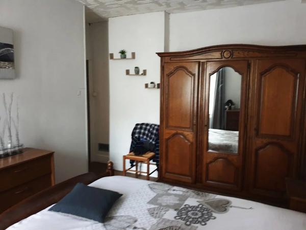 Restaurant avec deux appartements