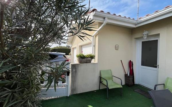 Maison à vendre    4 pièces •  Biscarrosse