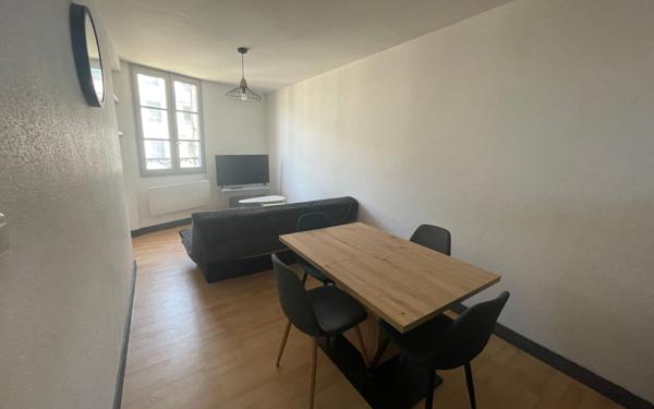 Appartement à louer    2 pièces • 43 m2 Limoges