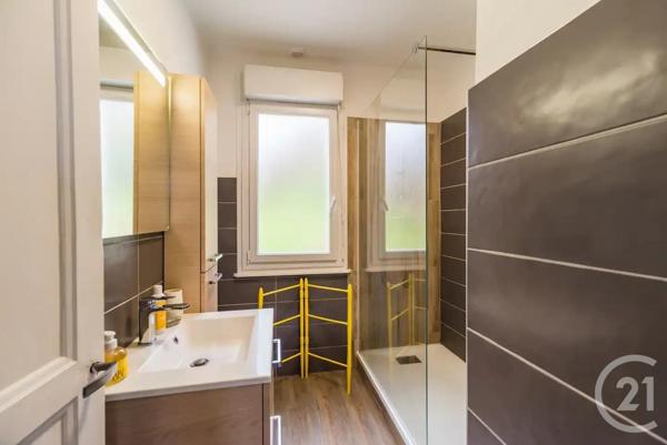 Maison à vendre  8 pièces - 180 m2 PABU - 22