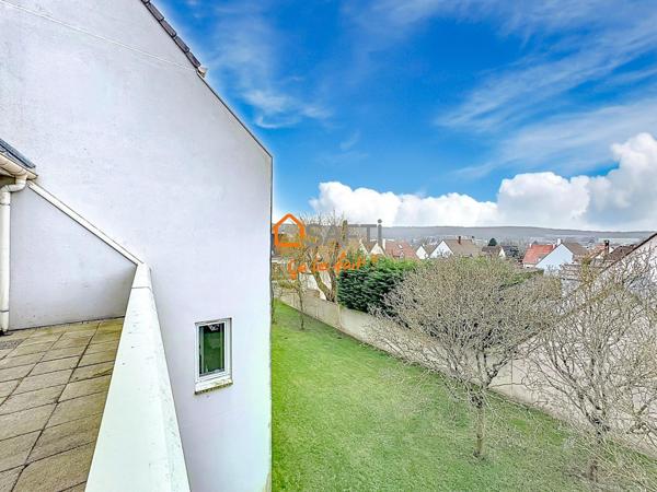 Charmant T4 duplex sans vis à vis grande terrasse