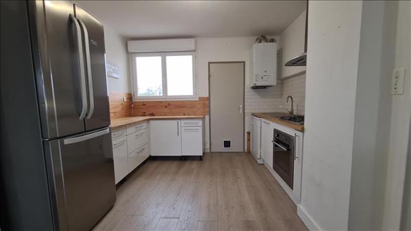 Appartement à louer 693 € CC DAX 3 p 57 m² DPE D