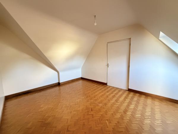 Vue mer - 6 chambres - Plus de 7 000 m2 de terrain.