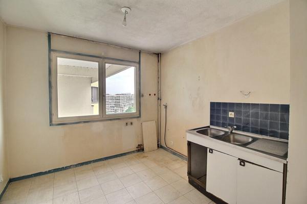 Appartement  de type 4 pièces représentant 85 m2 avec parking couvert