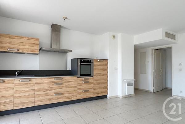 Appartement T3 à vendre  3 pièces - 64,15 m2 CAVALAIRE SUR MER - 83