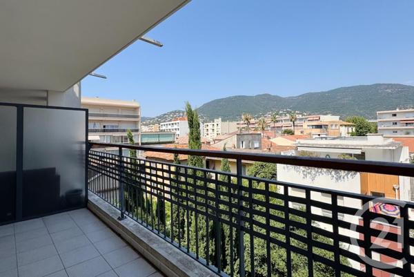 Appartement T3 à vendre  3 pièces - 64,15 m2 CAVALAIRE SUR MER - 83