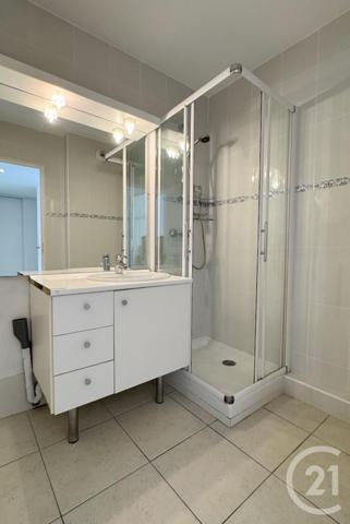 Appartement T3 à vendre  3 pièces - 64,15 m2 CAVALAIRE SUR MER - 83