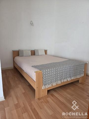 Duplex avec balcon et stationnements aux Minimes