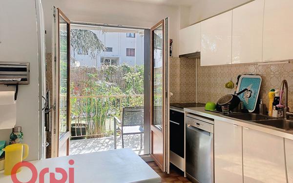 Appartement à vendre    3 pièces • 69 m2 Ollioules