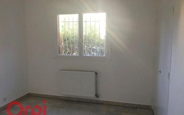 Appartement à vendre    3 pièces • 69 m2 Ollioules