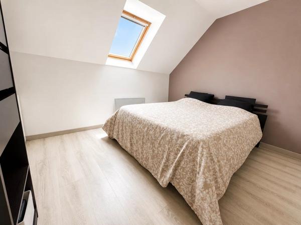 Vente                                                      Maison
                        
                     6 pièces                      121 m2                     à Tournan-en-Brie