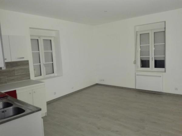 Appartement 4 pièces avec 2 chambres – 1er étage – Gray