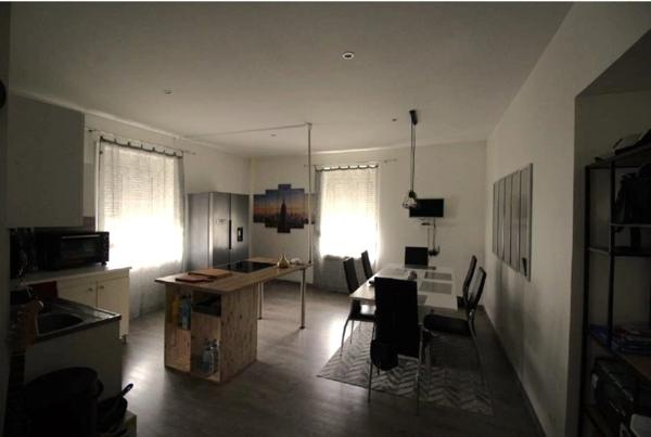 Appartement 4 pièces avec 2 chambres – 1er étage – Gray