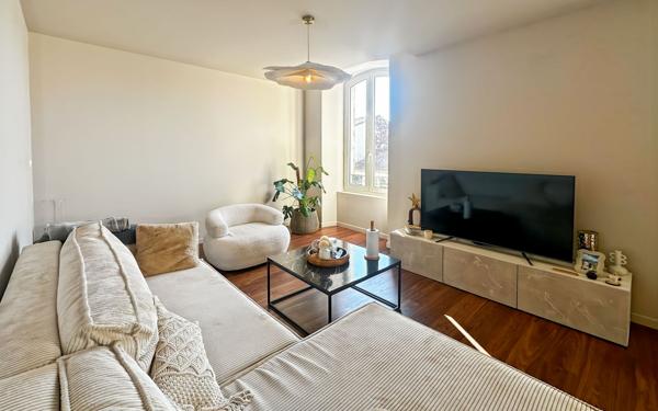 Appartement à vendre    4 pièces • 106,87 m2 Valence