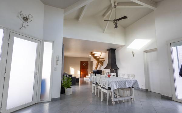 Maison à vendre    5 pièces • 160 m2 Anglet