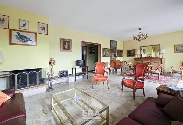 Hypercentre de Pessac, bien unique avec terrasse de 80m²