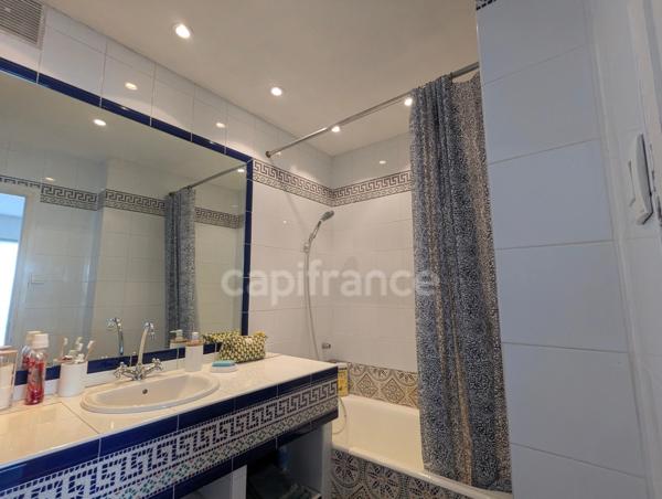 Appartement à vendre 3 pièces GRENOBLE (38) - Bel appartement de 54 m² avec cave, au centre de Grenoble
