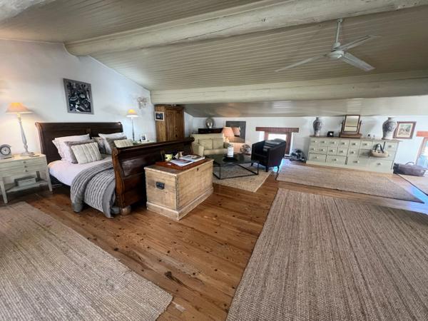 Une Vie Rustique Alliée au Luxe Moderne