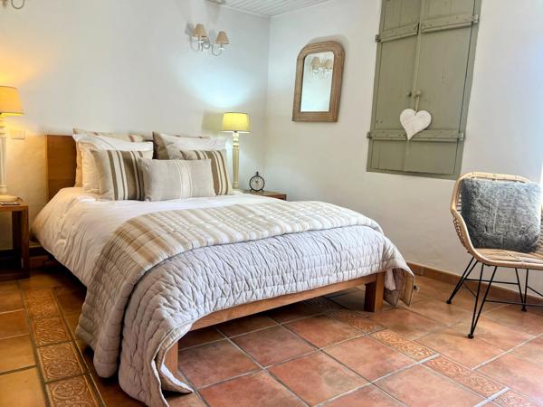 Une Vie Rustique Alliée au Luxe Moderne